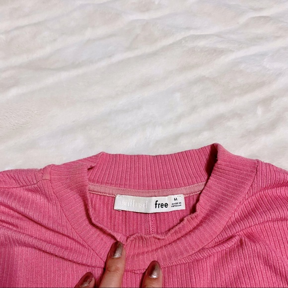 Aritzia Wilfred free hot pink ribbed crop top 💖 - Picture 3 of 3